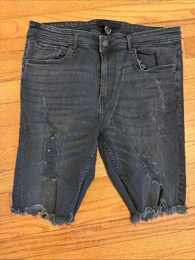 Forever 21 Men's Black Distressed Denim Jean Shorts